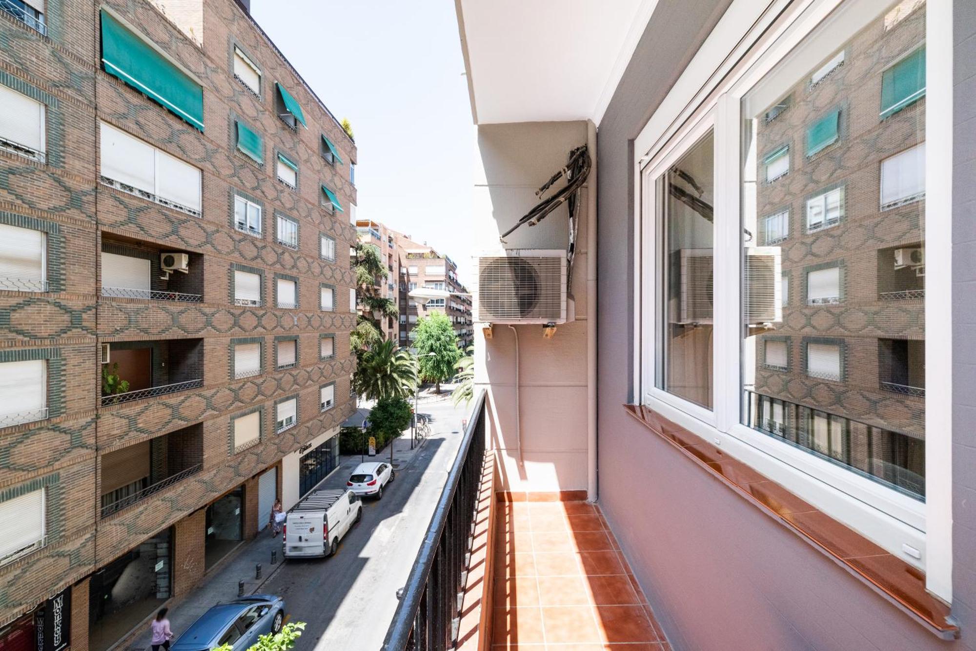 Wekey Homes Centrico Y Familiar, Parking Incluido Granada Eksteriør billede